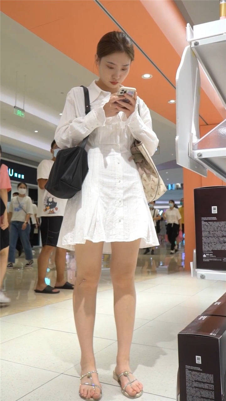 2022年4月樱之舞最新街拍美女视频[25G]
