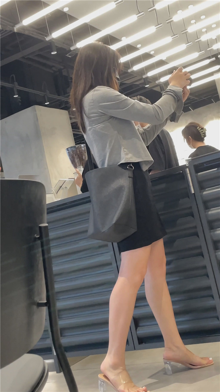 2023年10月KINGK最新街拍美女视频[5.57G]