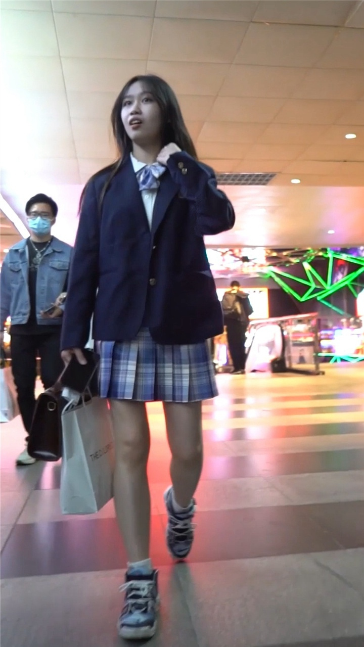 2022年4月樱之舞最新街拍美女视频[25G]
