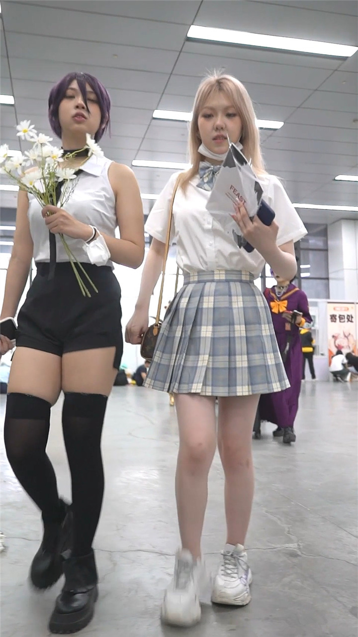 2023年11月YZW最新街拍美女视频[18.7G]