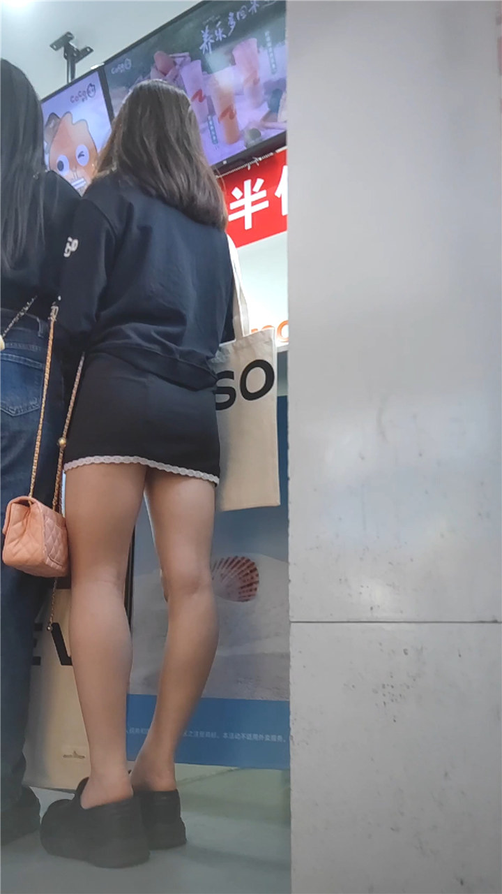 2023年8月XLB最新街拍美女视频[44.9G]