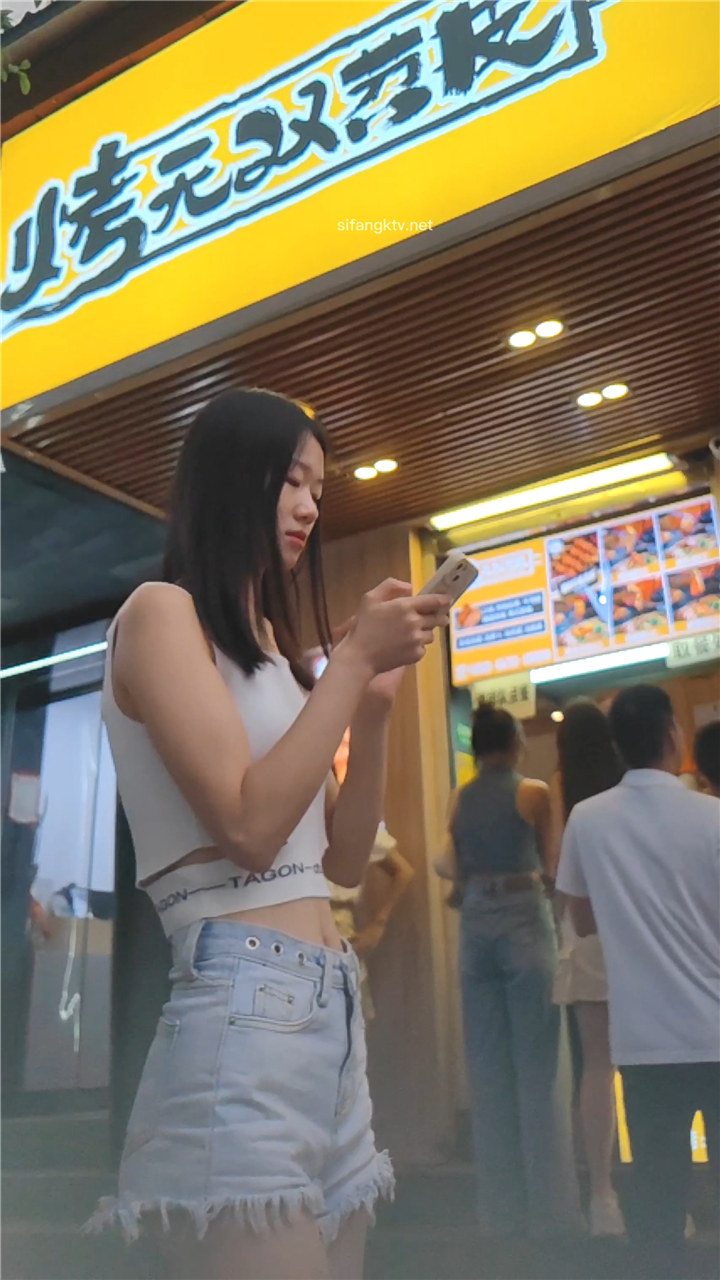 2023年8月XLB最新街拍美女视频[44.9G]