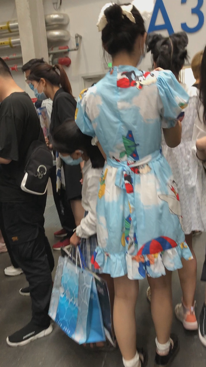 Tian大师街拍美女高清视频[7.25G]