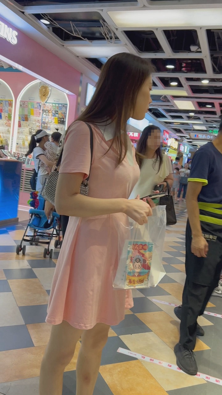 2023年5月KFC最新街拍美女视频[34.5G]