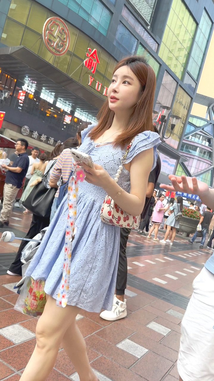 2023年11月KFC最新街拍美女视频[31.9G]