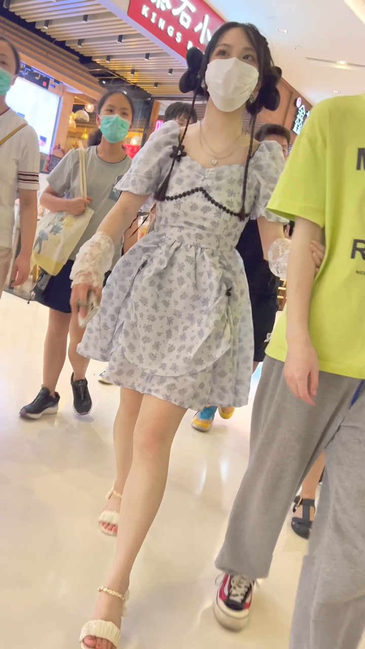 2023年11月KFC最新街拍美女视频[31.9G]