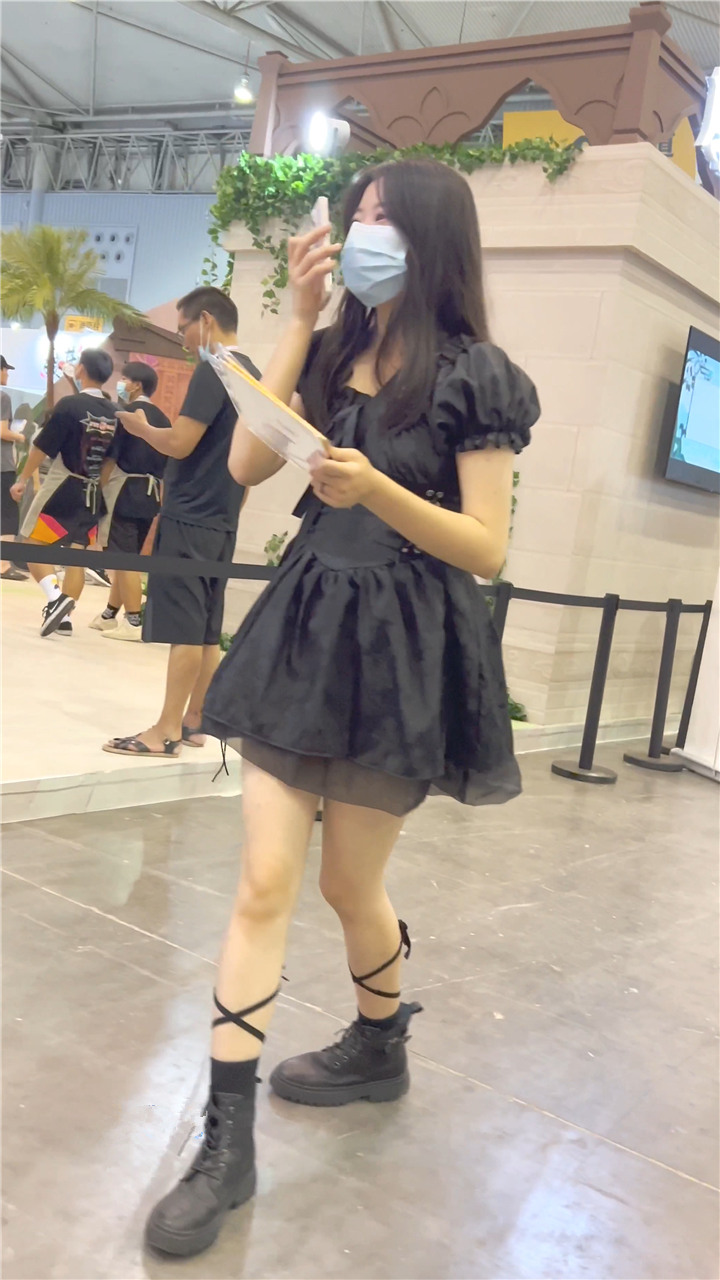 2023年12月KFC最新街拍美女视频[35.4G]