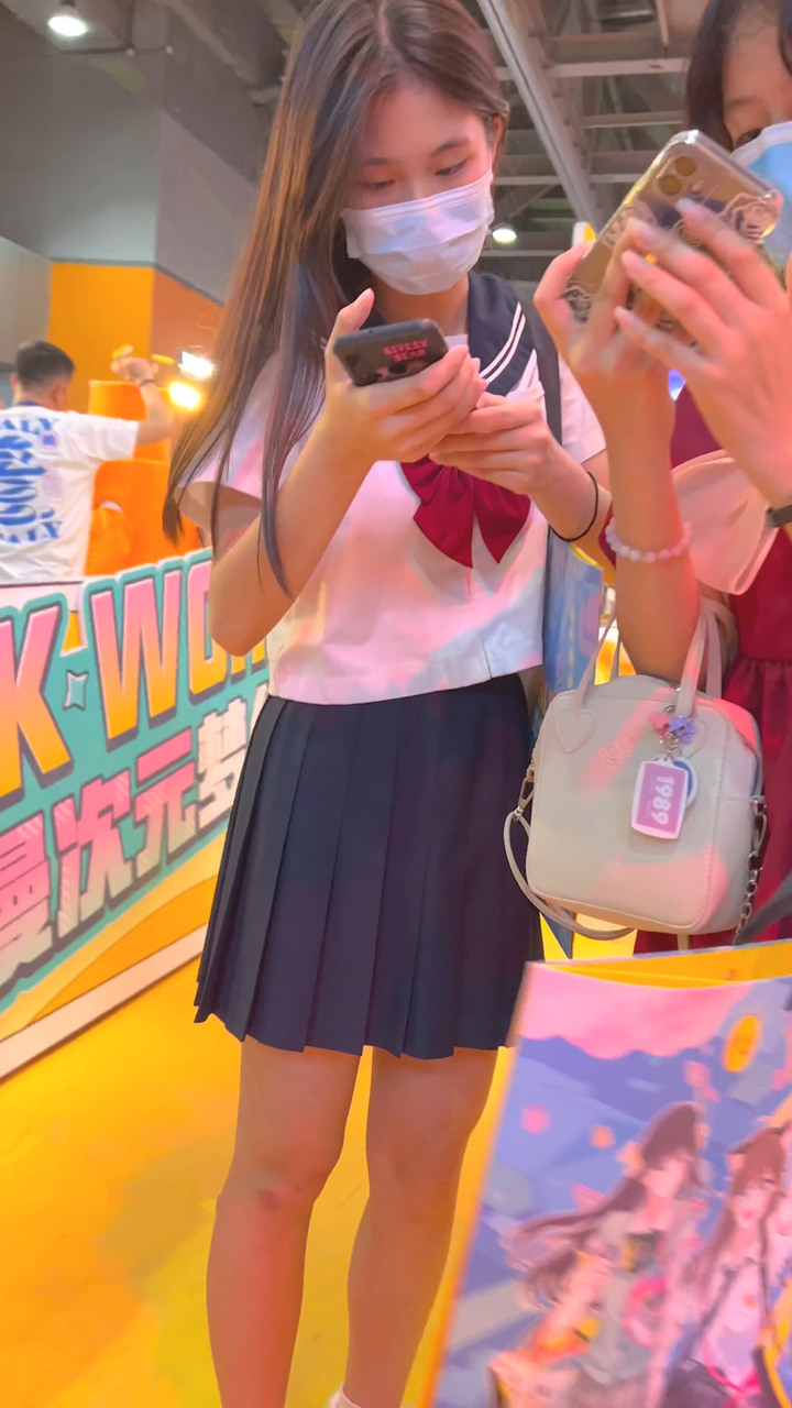 2023年12月KFC最新街拍美女视频[35.4G]