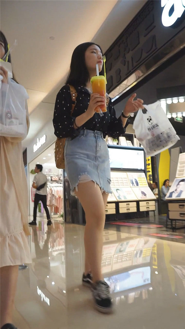 2023年12月YZW最新街拍美女视频[15.9G]