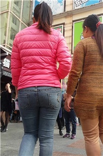 红衣紧身牛仔裤MM [591M/MP4]