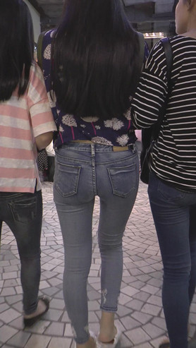 牛仔裤妹子[486M/MP4]