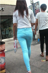 清秀的蓝裤女孩[894M/MP4]