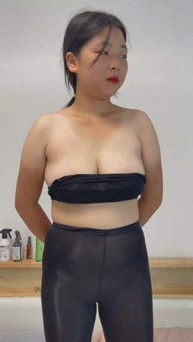 摄影师套路忽悠学生妹8部[610M/MP4]