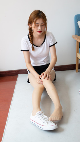 美腿丝袜美女【套图+视频】