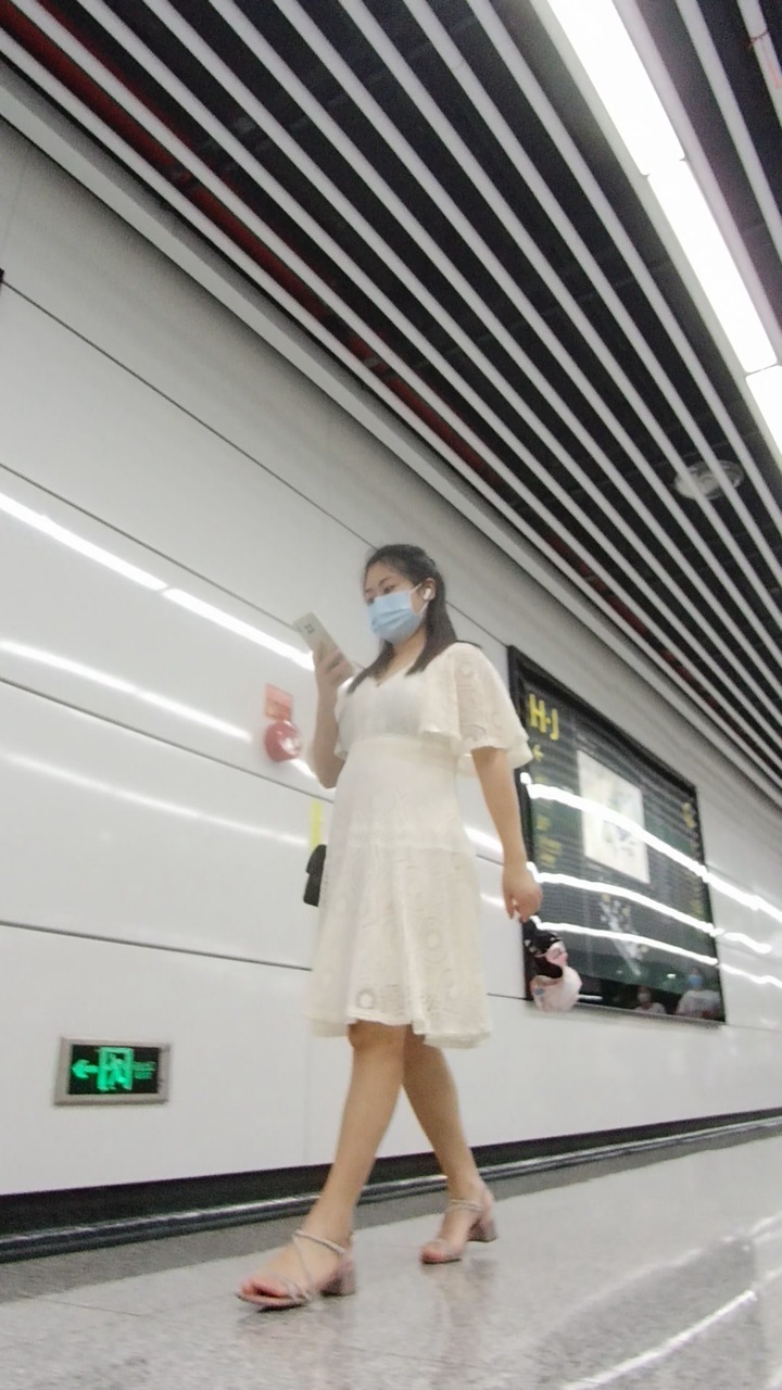 机场系列第1－4季美女原版无水印视频[38.6G]
