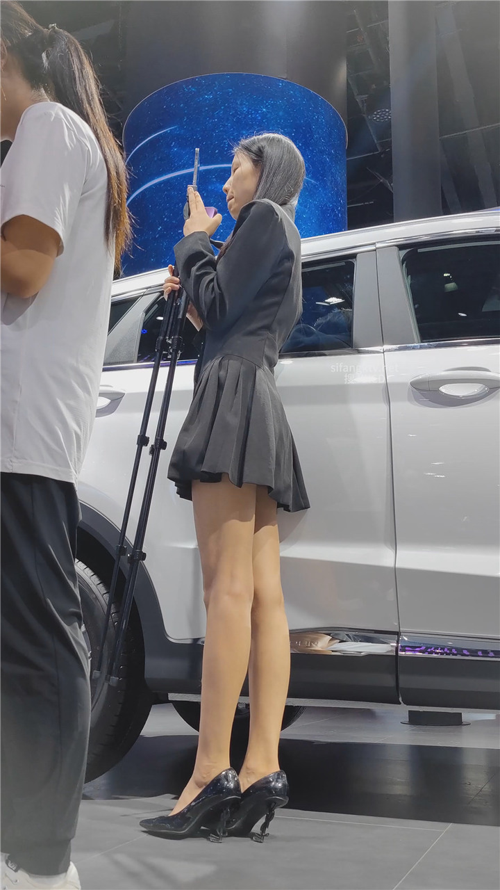 元宵节最新车展美女4K视频[13.3G]