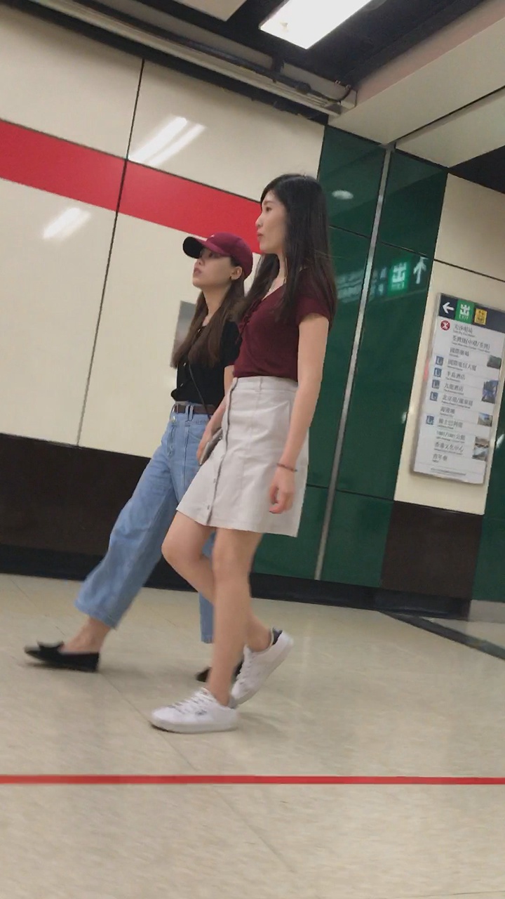 HK街拍美女视频合集[14.5G]
