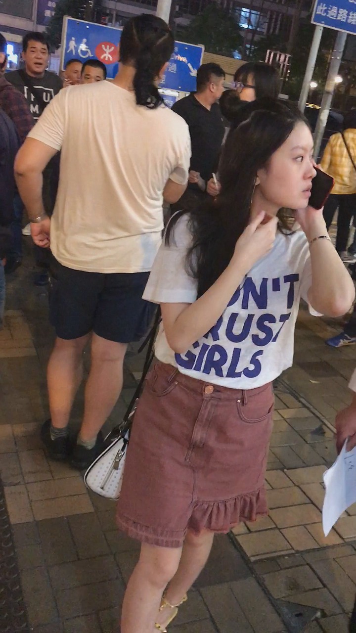 HK街拍美女视频合集[14.5G]