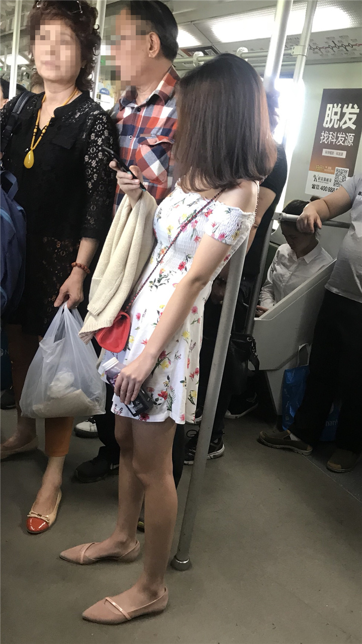 和平哥大师街拍美女高清视频合集[2.14G]