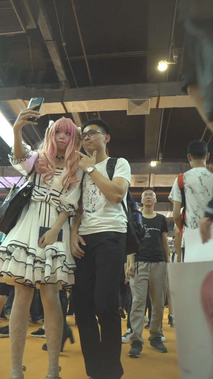 华尔兹大师2018街拍美女合集共151部[16.5G]