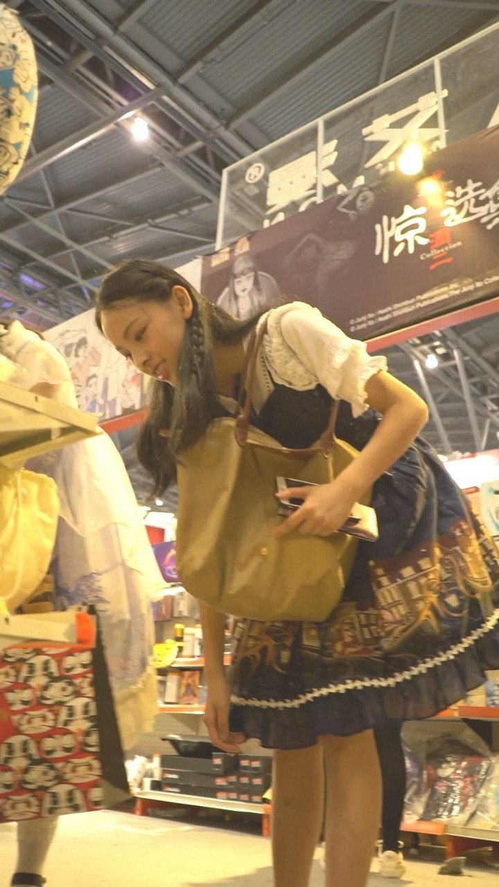 华尔兹大师2018街拍美女合集共151部[16.5G]