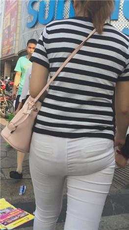 紧白美妇[256M/MP4]