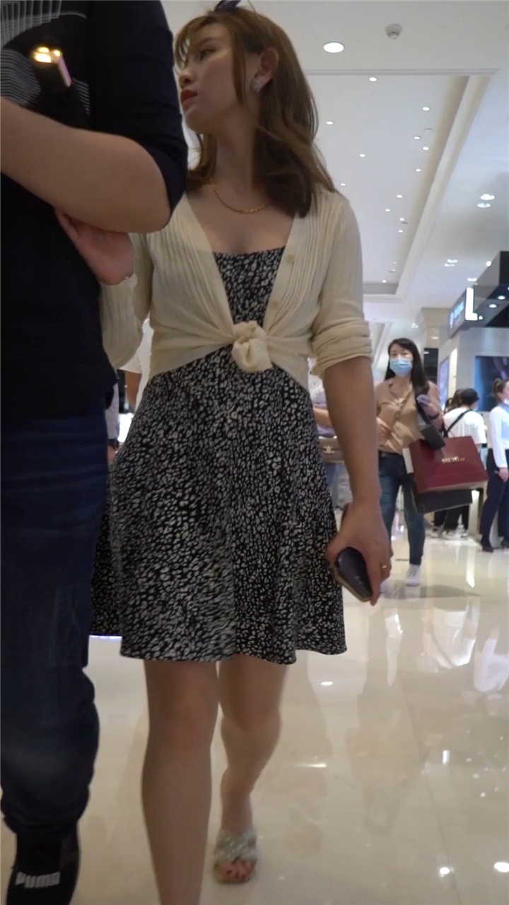 2022年5月樱之舞最新街拍美女视频[21.2G]