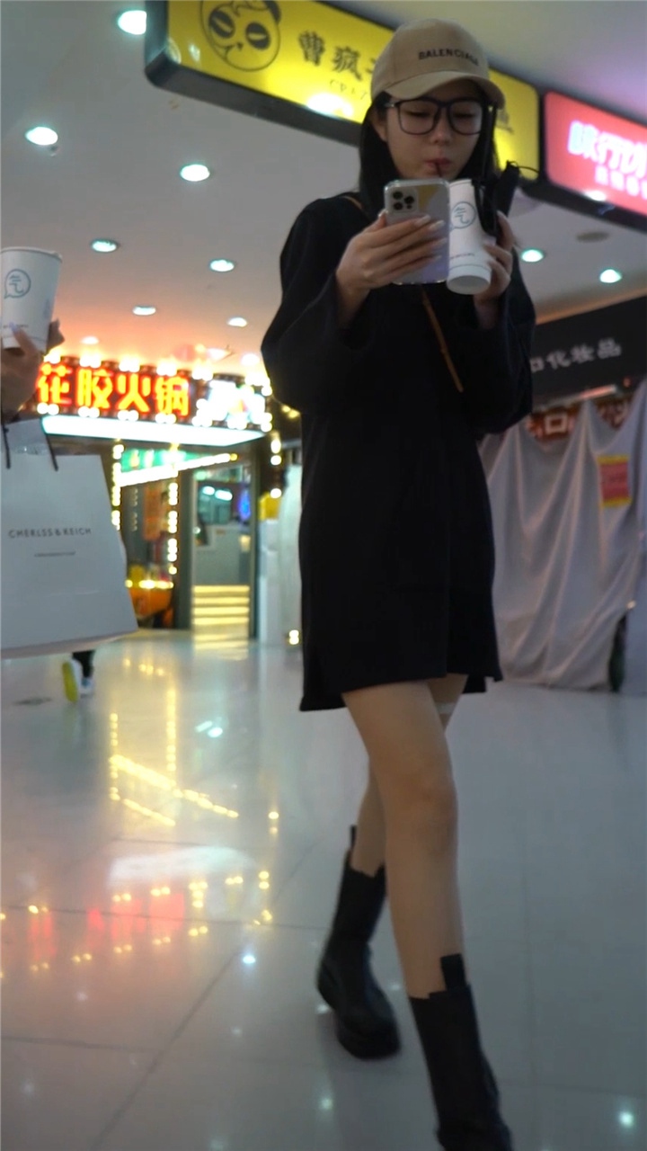 2022年5月樱之舞最新街拍美女视频[21.2G]