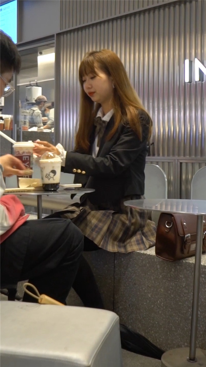 2022年5月樱之舞最新街拍美女视频[21.2G]