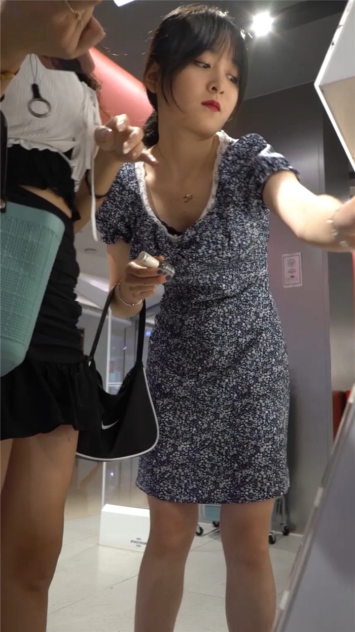 2022年5月樱之舞最新街拍美女视频[21.2G]