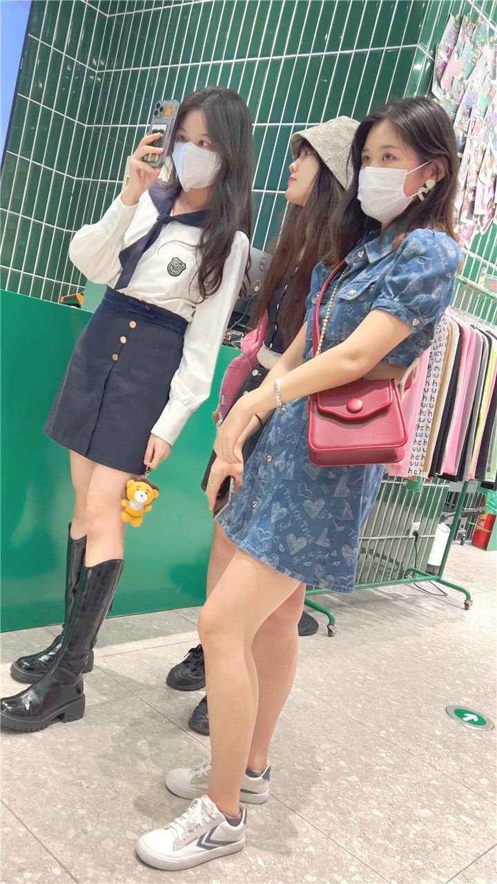 2023年9月KFC最新街拍美女视频[21.8G]