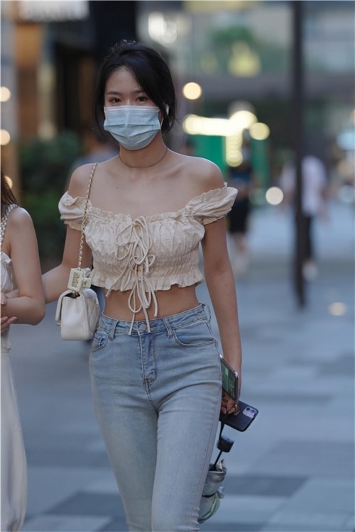 牛仔美女好身材(86P)[1.36G/JPG]