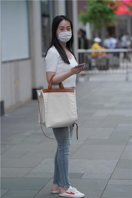 牛仔小妹(37P)[527M/JPG]