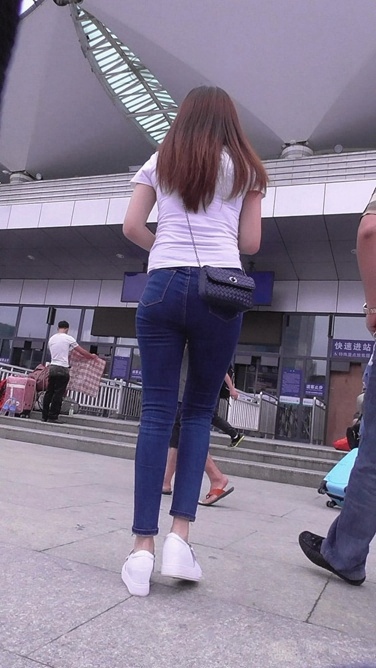 高挑紧牛MM [194M/MTS]