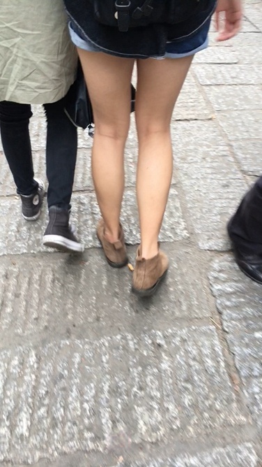 街拍热裤MTMM [158M/MOV]