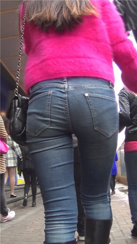 红衣牛仔长裤[349M/MP4]