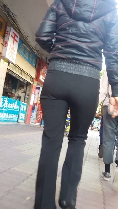 丝滑OL职业装[391M/MP4]