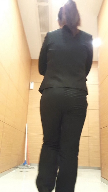 黑色职业装西裤shaofu[115M/MP4]