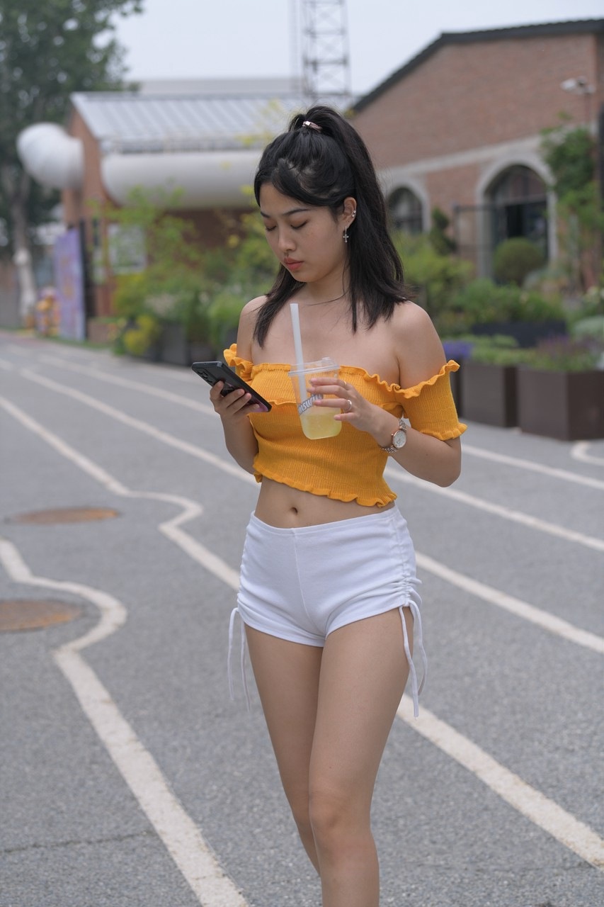 一个人的烟火【套图：15.9G | 视频：15.8G】