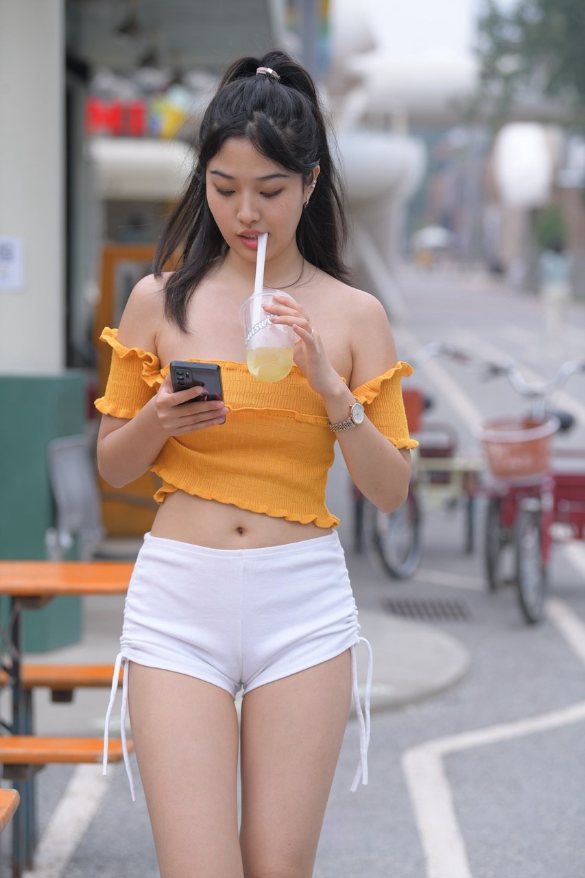 一个人的烟火【套图：15.9G | 视频：15.8G】