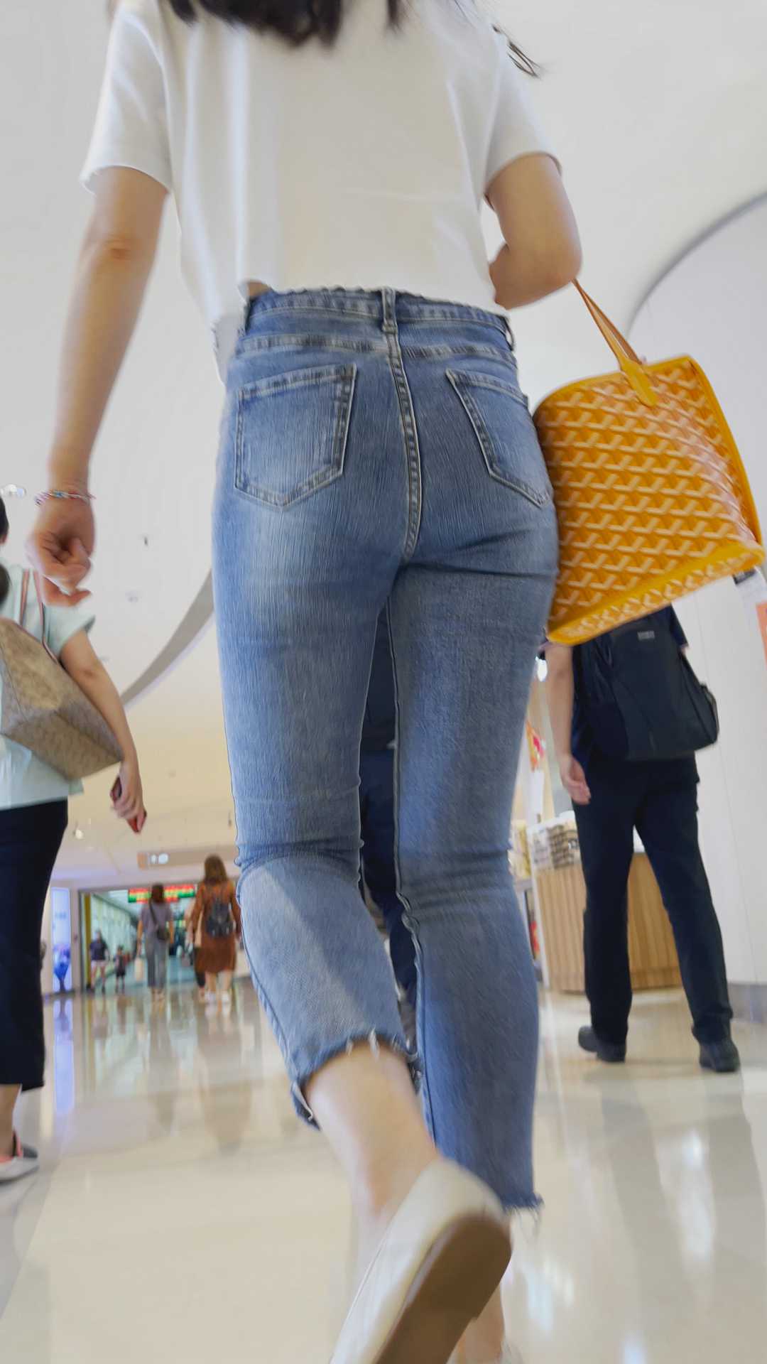 性感紧身牛仔金三角很有型（积分42）