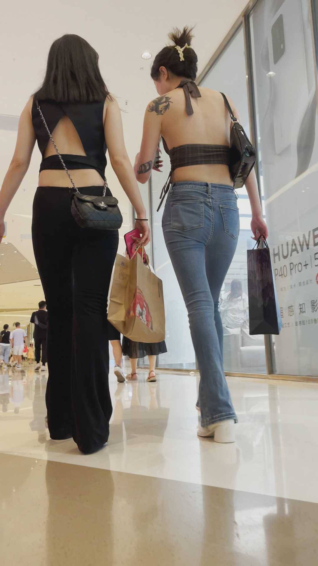 性感金三角纹身小姐姐（积分150）