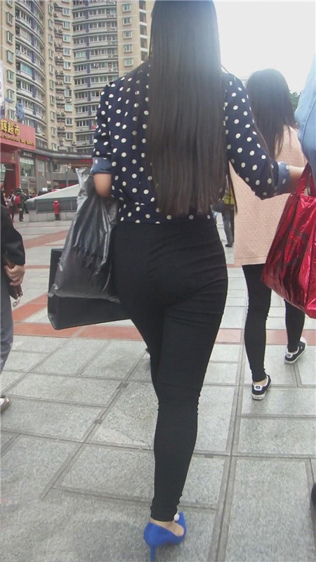 黑裤长发妹子[614M/MP4]