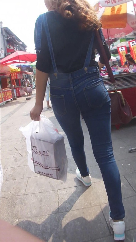 牛仔背带小妹[86M/MP4]