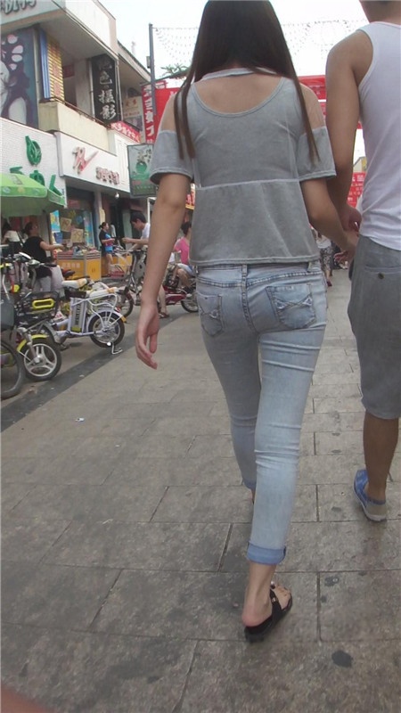 牛仔裤小妹[431M/MP4]