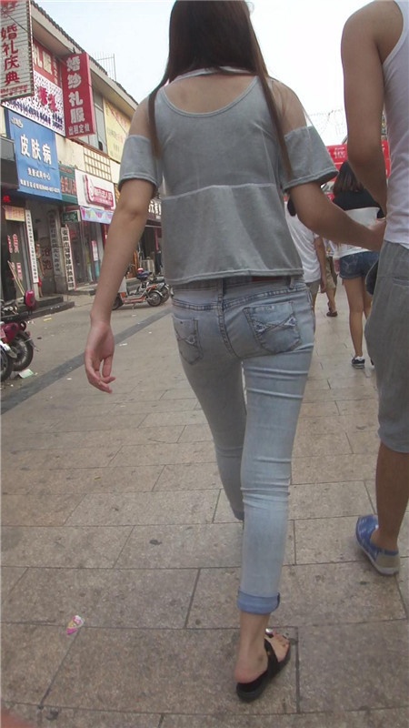 牛仔裤小妹[431M/MP4]