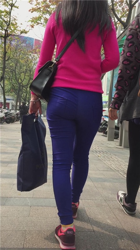 丰腴紧身裤[445M/MP4]