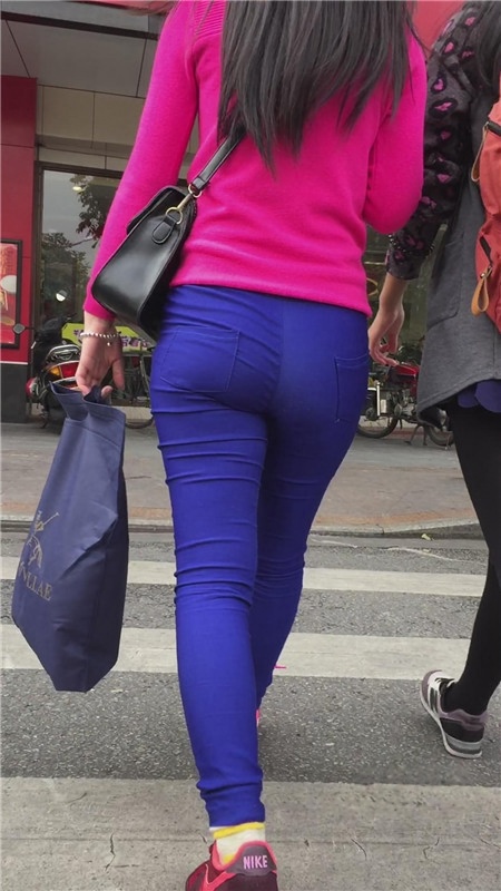 丰腴紧身裤[445M/MP4]