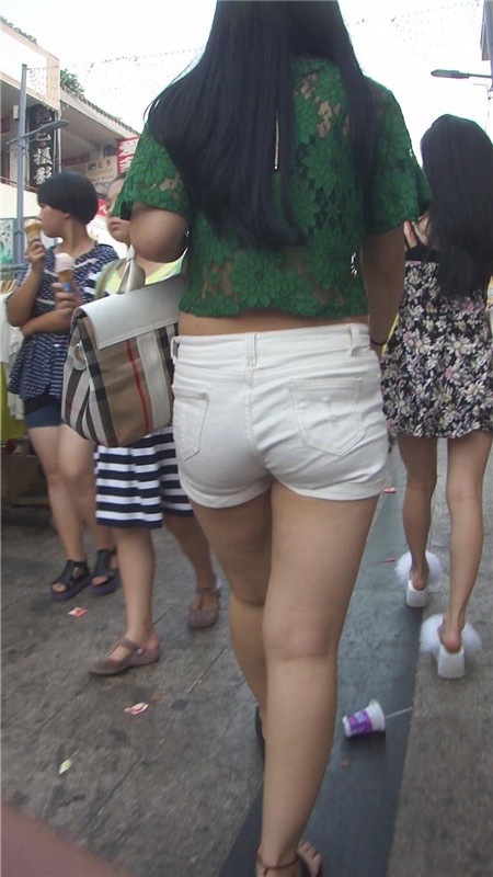 热裤露腰小姐姐[254M/MP4]