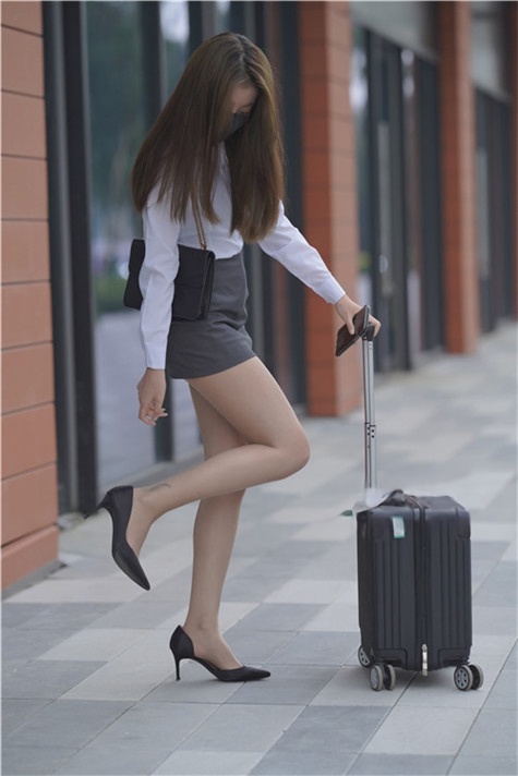 （套图二）漂亮的职场美女(385P)[4.06G/JPG]